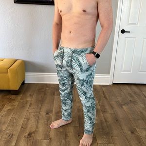 American Rag floral joggers small